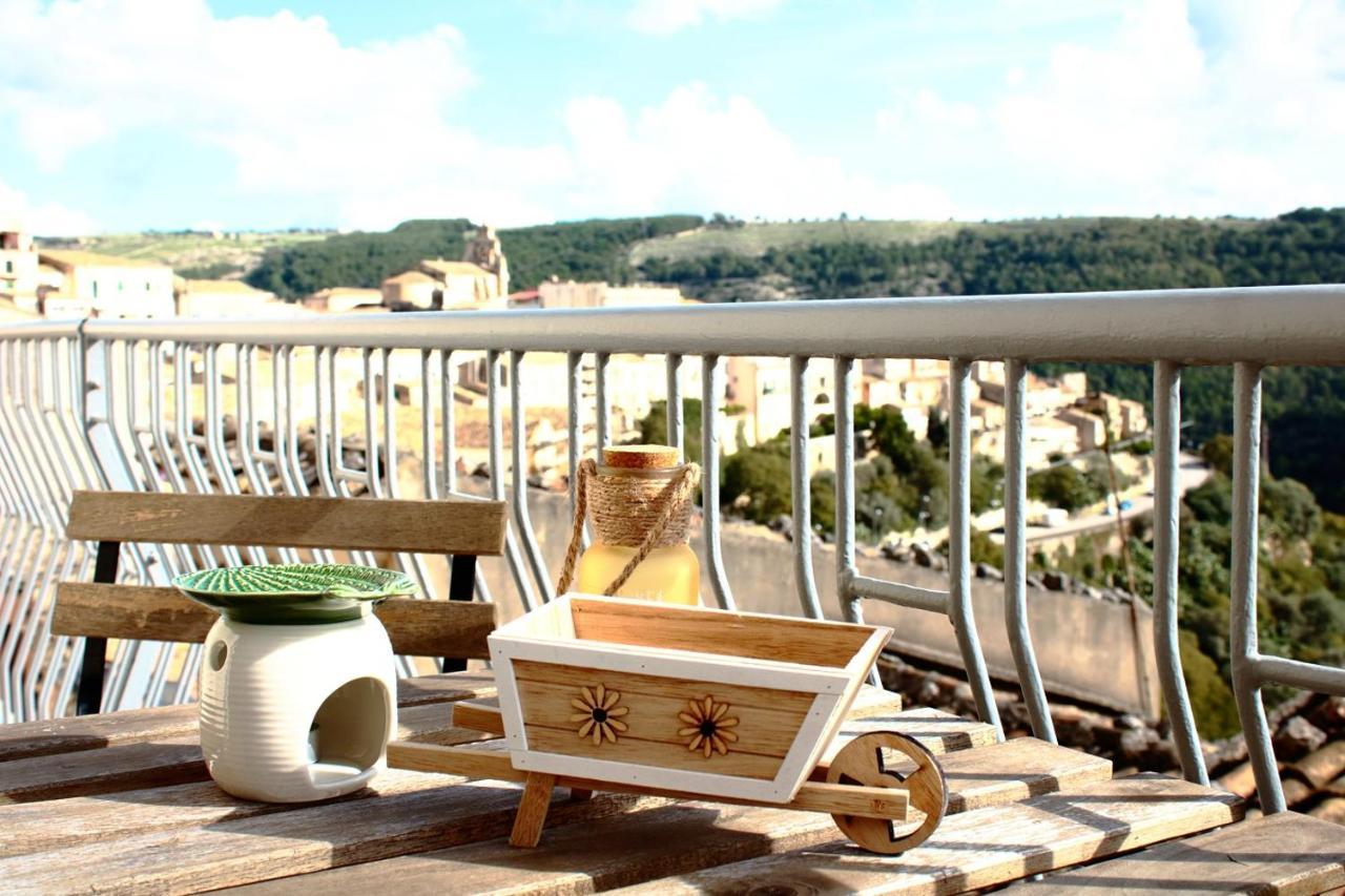 Terrazza Torrenuova Apartment Ragusa Ngoại thất bức ảnh